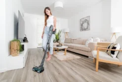 Hand- Und Akkustielstaubsauger ETA Sonar Artikel-Nr.: ETA223290000 2 In 1 Hand- Und Akkustielstaubsauger Mit Digital-Motor, Rotierender Turbobürste, Flexiblem Gelenk Und 25,2 V Li-Ionen-Akku. -Rein Blitz Geschaft 0748751d20e6bb3c70b18e49bd48b194