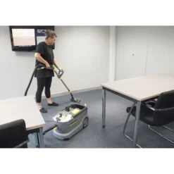 Kärcher Puzzi 10/1 Waschsauger -Rein Blitz Geschaft 094bd8e5dd597679ced580c60e0cf249