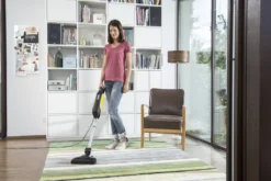 Kärcher Staubsauger VC 5 - 500 Watt 40 Kärcher Staubsauger VC 5 - 500 Watt -Rein Blitz Geschaft 243c0c4b7c5fd1a47ee213442e3488b0