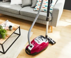 Rowenta RO7473 Silence Force Allergy+ Bodenstaubsauger Mit Beutel (große Staubbeutelkapazität: 4,5 Liter, Extrem Leise, Hocheffiziente Bodendüse, Langlebiger EffiTech-Motor) Schwarz/rot 18 Rowenta RO7473 Silence Force Allergy+ Bodenstaubsauger Mit Beutel (große Staubbeutelkapazität: 4,5 Liter, Extrem Leise, Hocheffiziente Bodendüse, Langlebiger EffiTech-Motor) Schwarz/rot -Rein Blitz Geschaft 4491e099c530d564a7482d9972864296