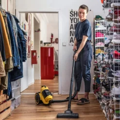 Kärcher Staubsauger VC 3 | 1.198-125.0 -Rein Blitz Geschaft a9ac9f322b8c3a3eae2c4ea398164488