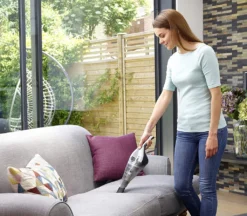 Black & Decker Black + Decker NVC220WC Akku-Handstaubsauger Kabellos Beutellos 15,5 AW -Rein Blitz Geschaft ed2e6f3130ec4155a9cda681f7ee3ed8