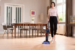 Vileda Bodenreiniger 3in1 JetClean -Rein Blitz Geschaft f9c996e45af646c1c61d578a77037c3d